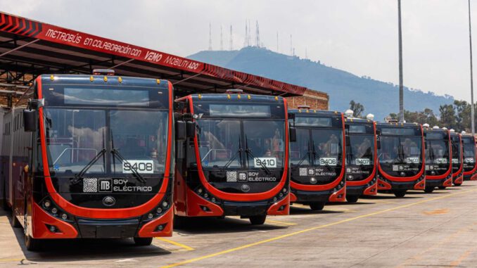ciudad-de-mexico-da-apertura-a-linea-de-metrobus-100%-electrica